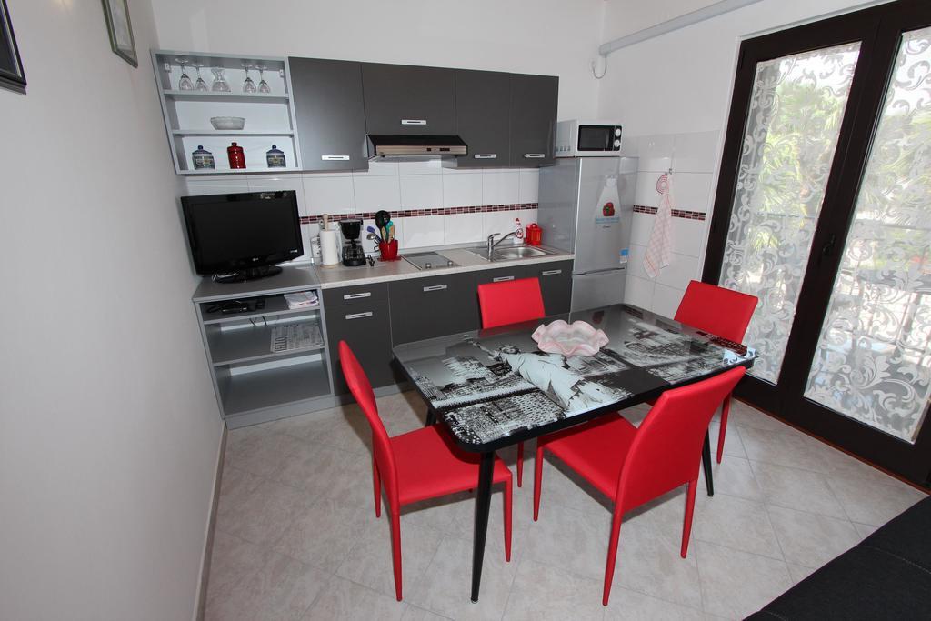 Apartments Marlina Rovinj Luaran gambar